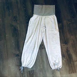 LuLuLemon Om Crop Pant Heathered Gray